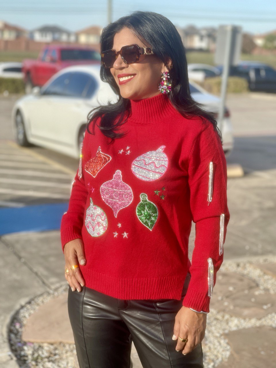 RED ORNAMENTS SWEATER WITH FRINGE SLEEVES