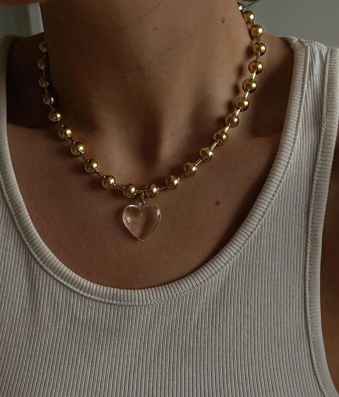 CLEAR HEART BALL NECKLACE